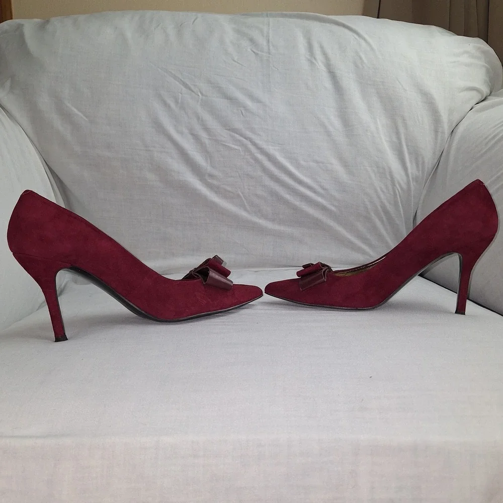 Whimsigoth Retro Suede Pointed Toe Bow Heels Nine West NWFRANCESS Burgundy 8M